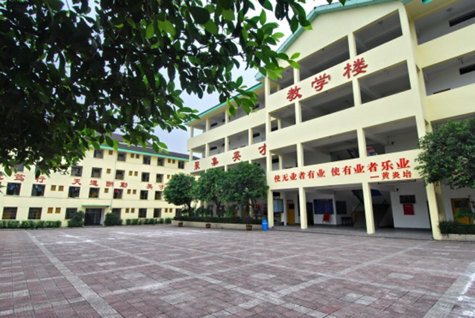 校園環(huán)境